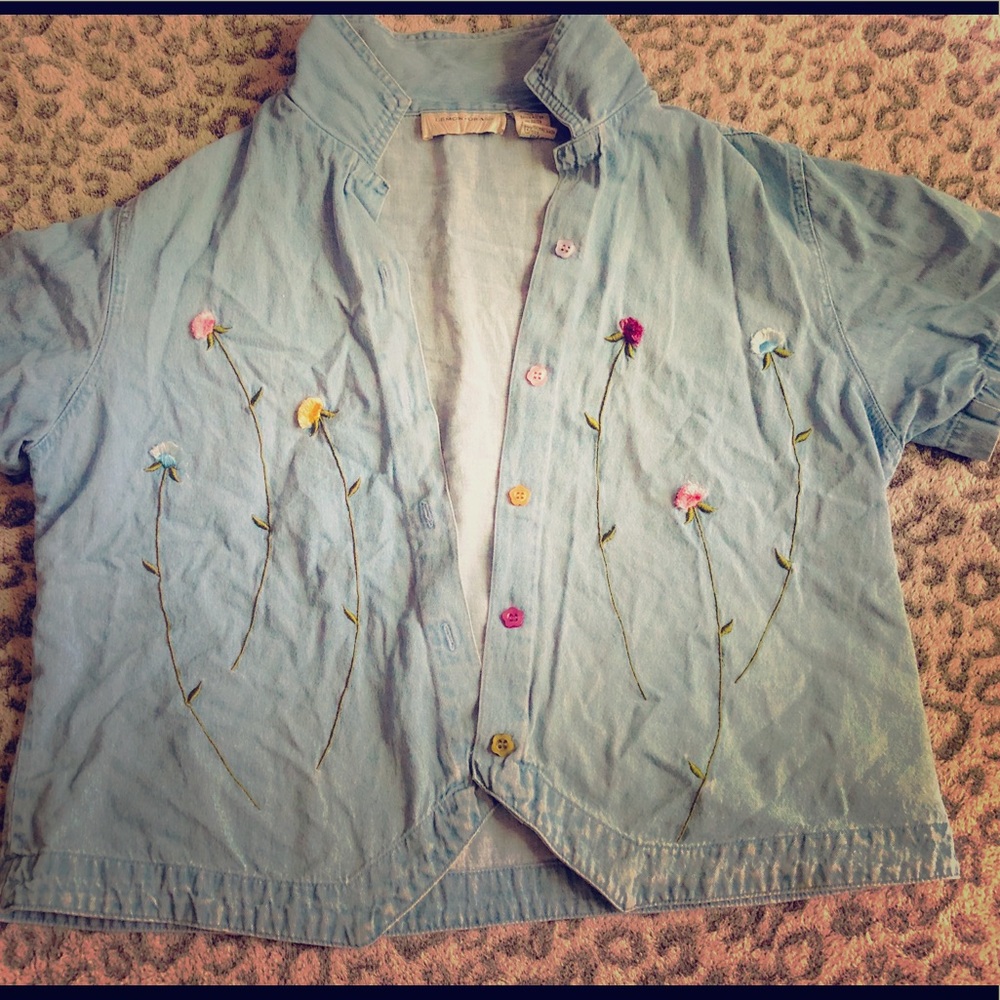 Vintage jean blouse with floral embroidery 🧡